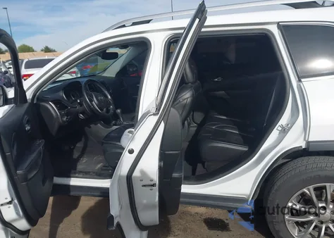 2019 Jeep Cherokee Latitude Plus Fwd from USA, damaged, VIN 1C4PJLLB1KD178523
